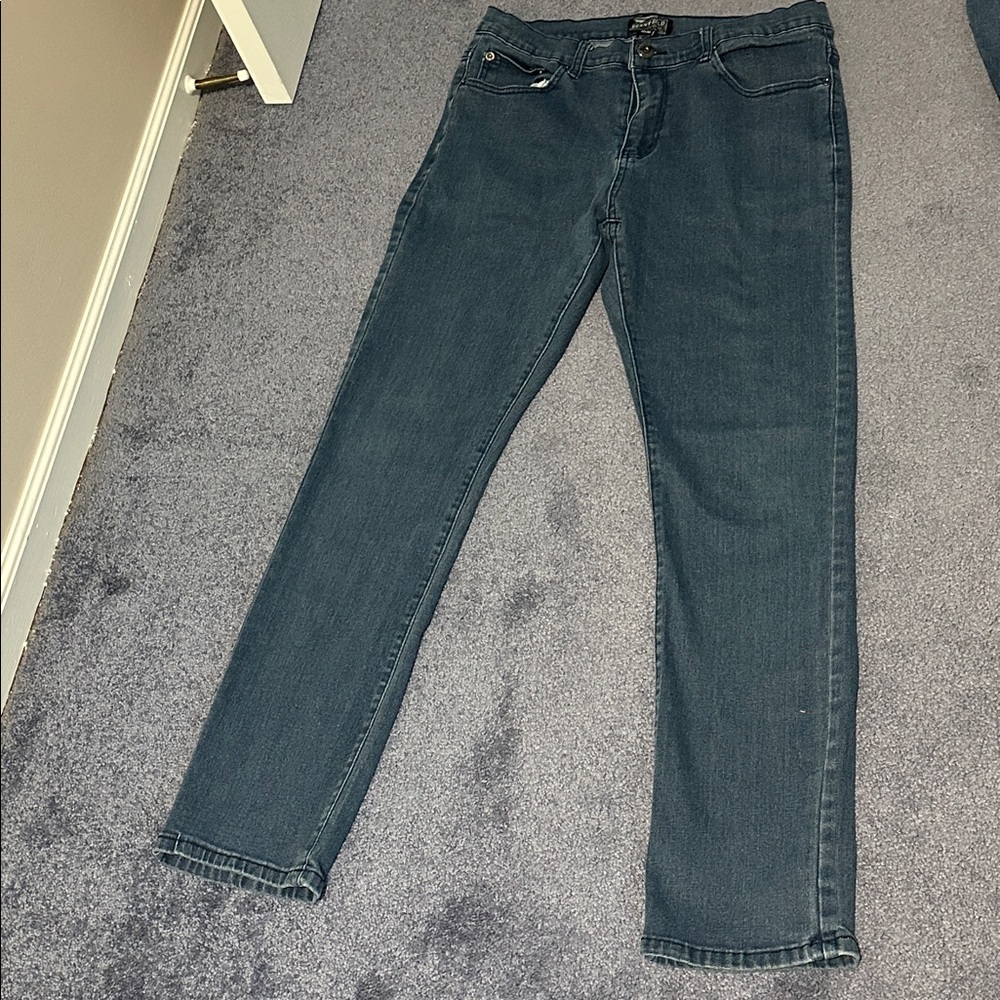 Men's Blue Jeans Benny Gold Classic Stretch 32x32 smoke free